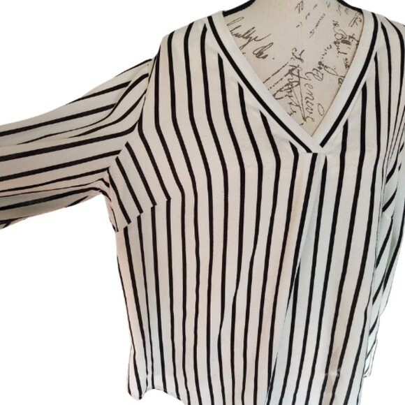 Adrianna Papell Striped Plus Size Blouse 1X - Nautical Coastal Preppy Work Wear - Picture 7 of 11